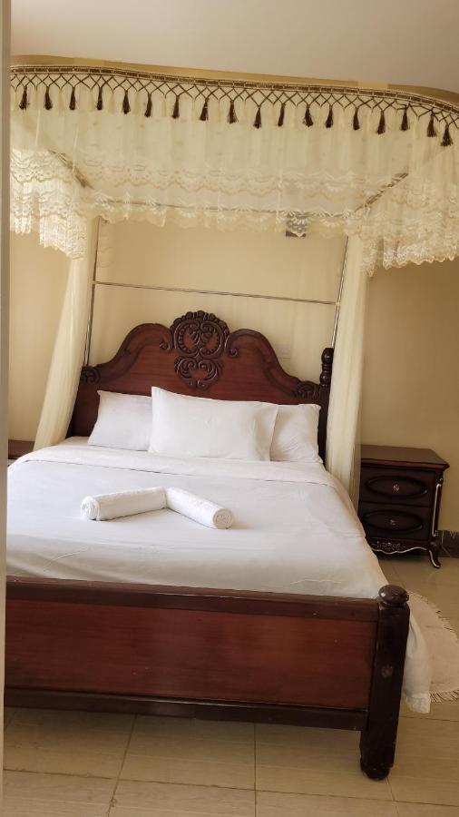 Ree Homestay And Safaris -Jkia Mlolongo Ngoại thất bức ảnh