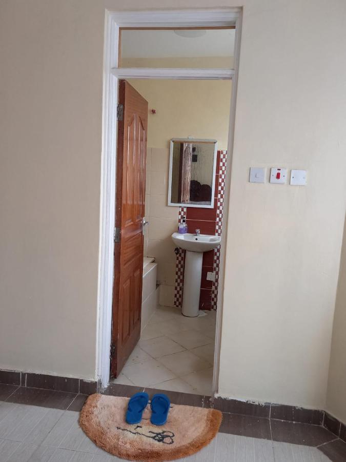 Ree Homestay And Safaris -Jkia Mlolongo Ngoại thất bức ảnh